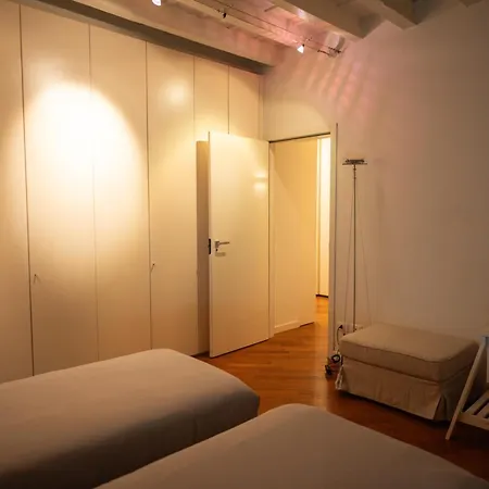 N7 - Rifugio D'epoca Con Posto Auto Апартаменты Брешия